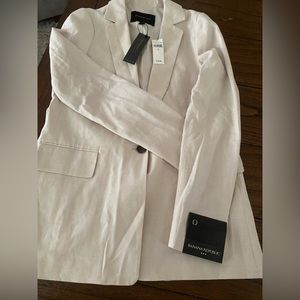 Banana Republic white blazer. NWT
